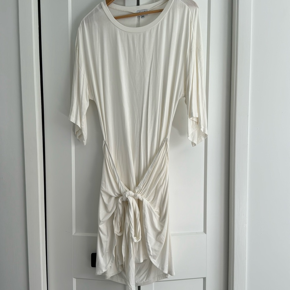 Sabo Skirt up dress in size medium